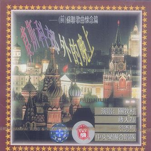 光屁股口交熟妇
