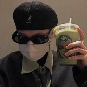 免费免费啪视频在线观播放
